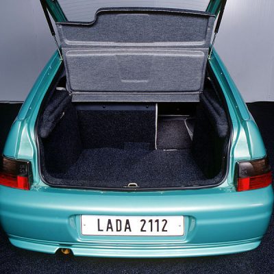 стойки багажника ваз 2112