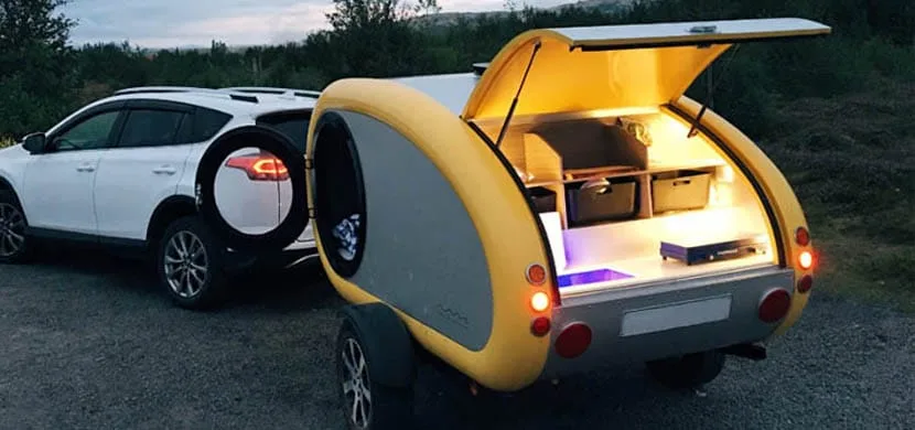 Travel trailer gas spring