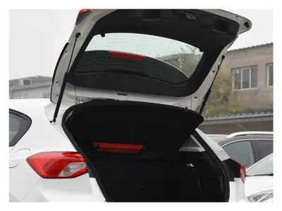 Vauxhall Insignia Boot Strut