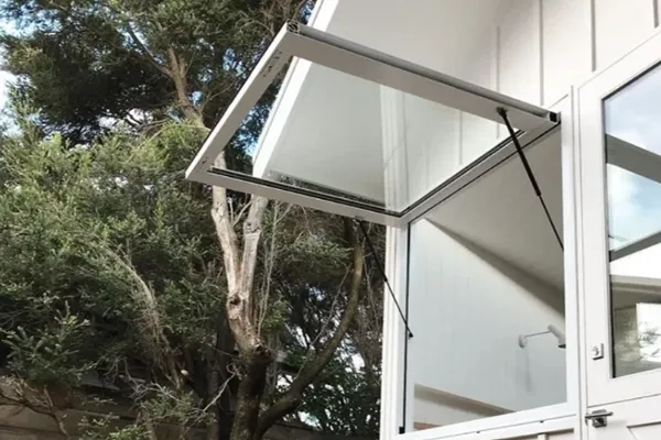 Awning and Casement Windows Gas Sruts